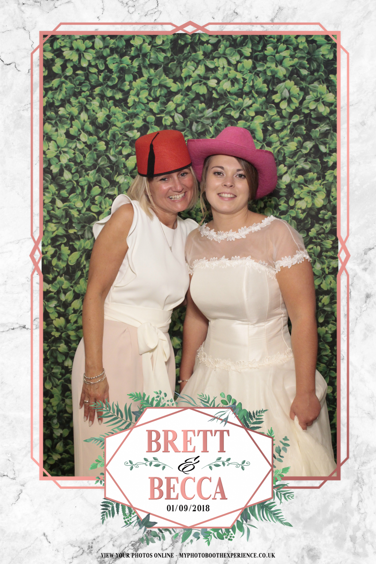 Brett & Becca's Wedding | View more photos from the event at gallery.myphotoboothexperience.co.uk/u/MyPhotoBoothExperienceLtd/Brett-Beccas-Wedding